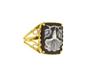 Morning Glory Cameo Ring